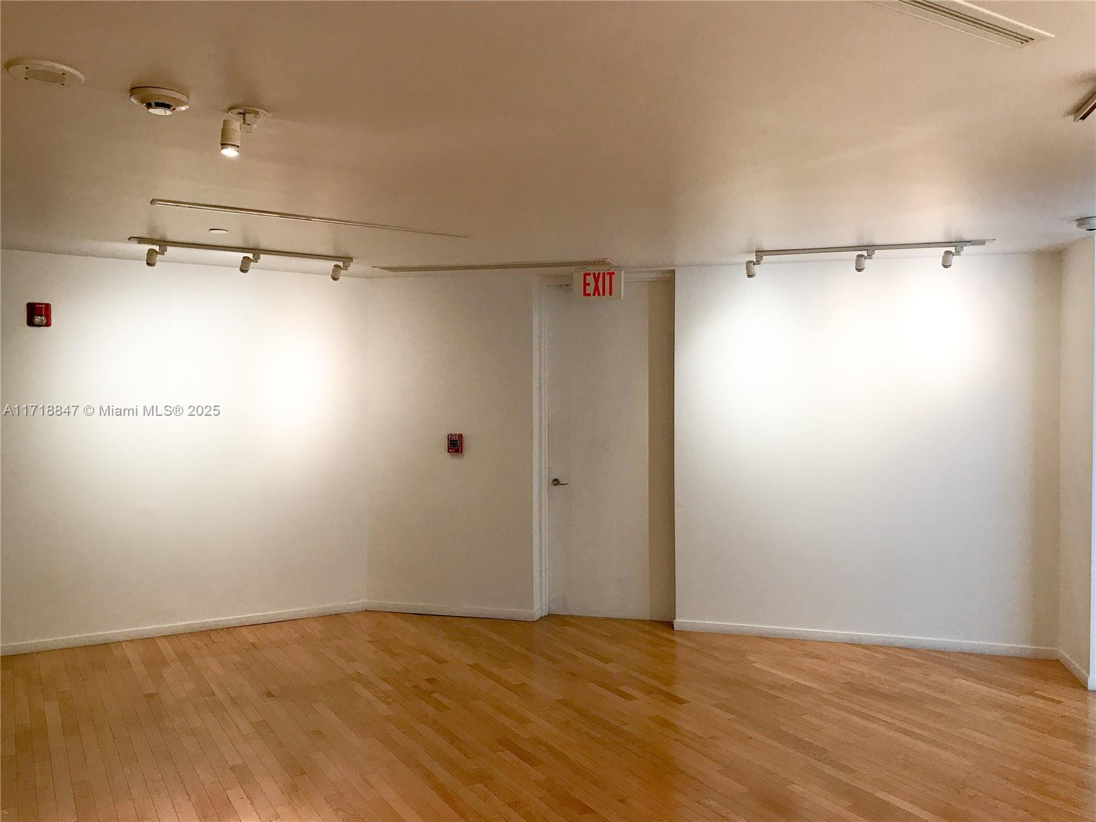 2100 Ponce De Leon Blvd Mezzanine Property Photo 4