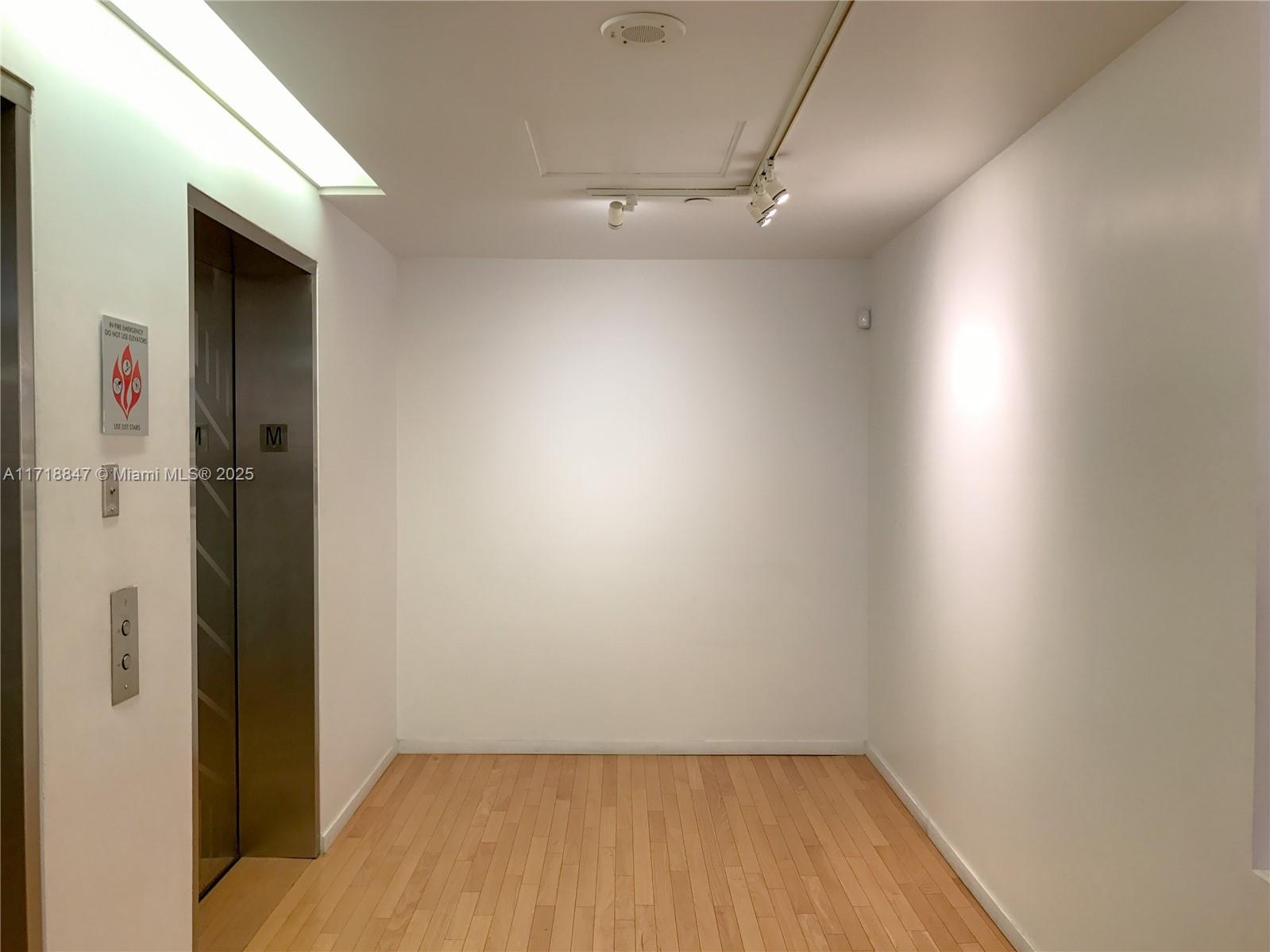 2100 Ponce De Leon Blvd Mezzanine Property Photo 10