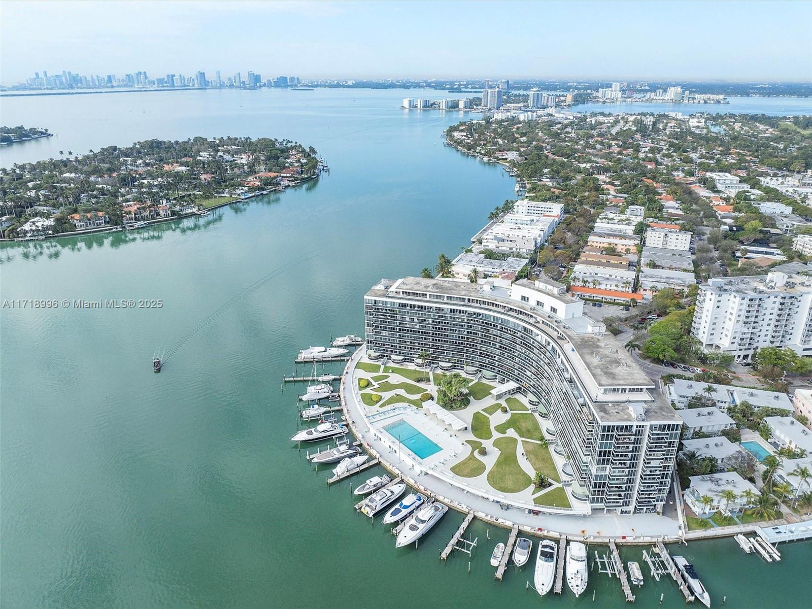 900 Bay Dr 411 Property Photo 18