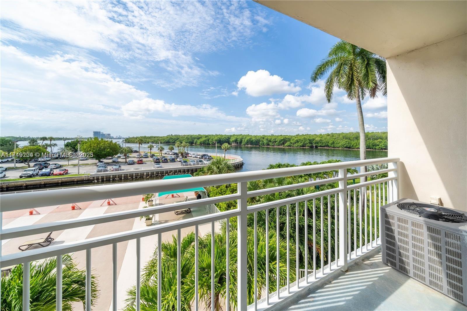 A11719204 Property Photo 17