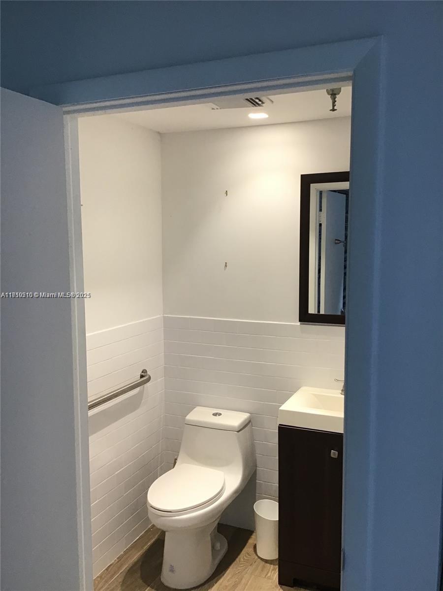3965 Investment Lane A 3 Property Photo 4