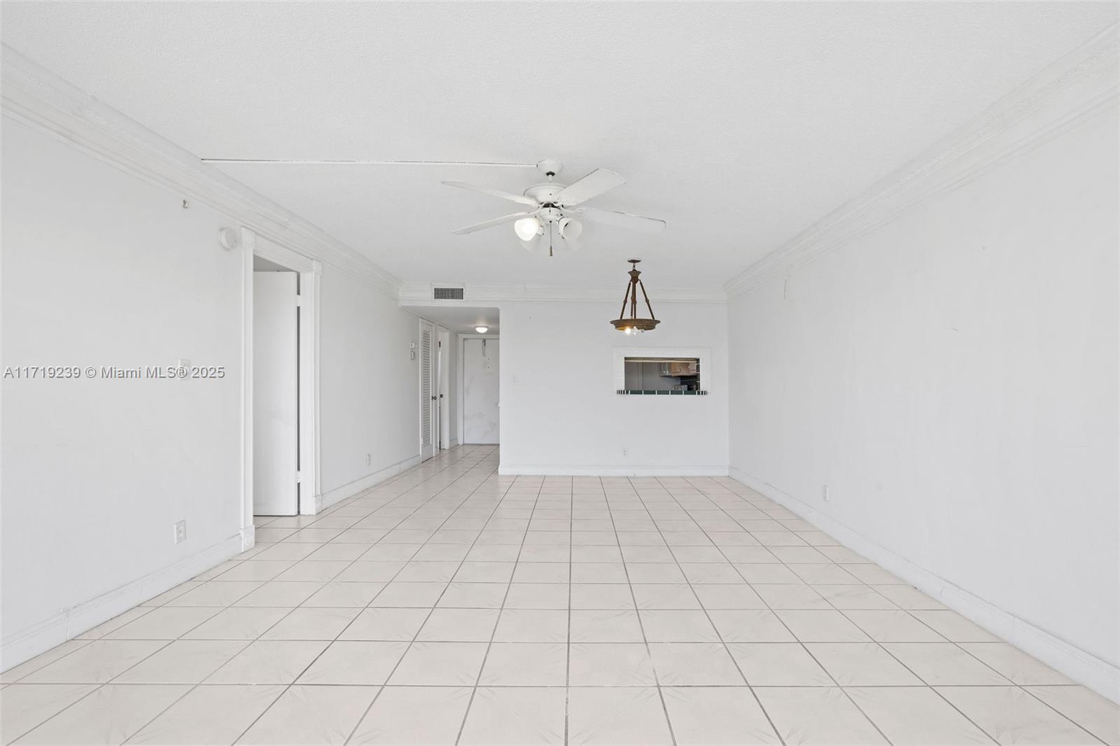 4650 Washington St 504 Property Photo 12
