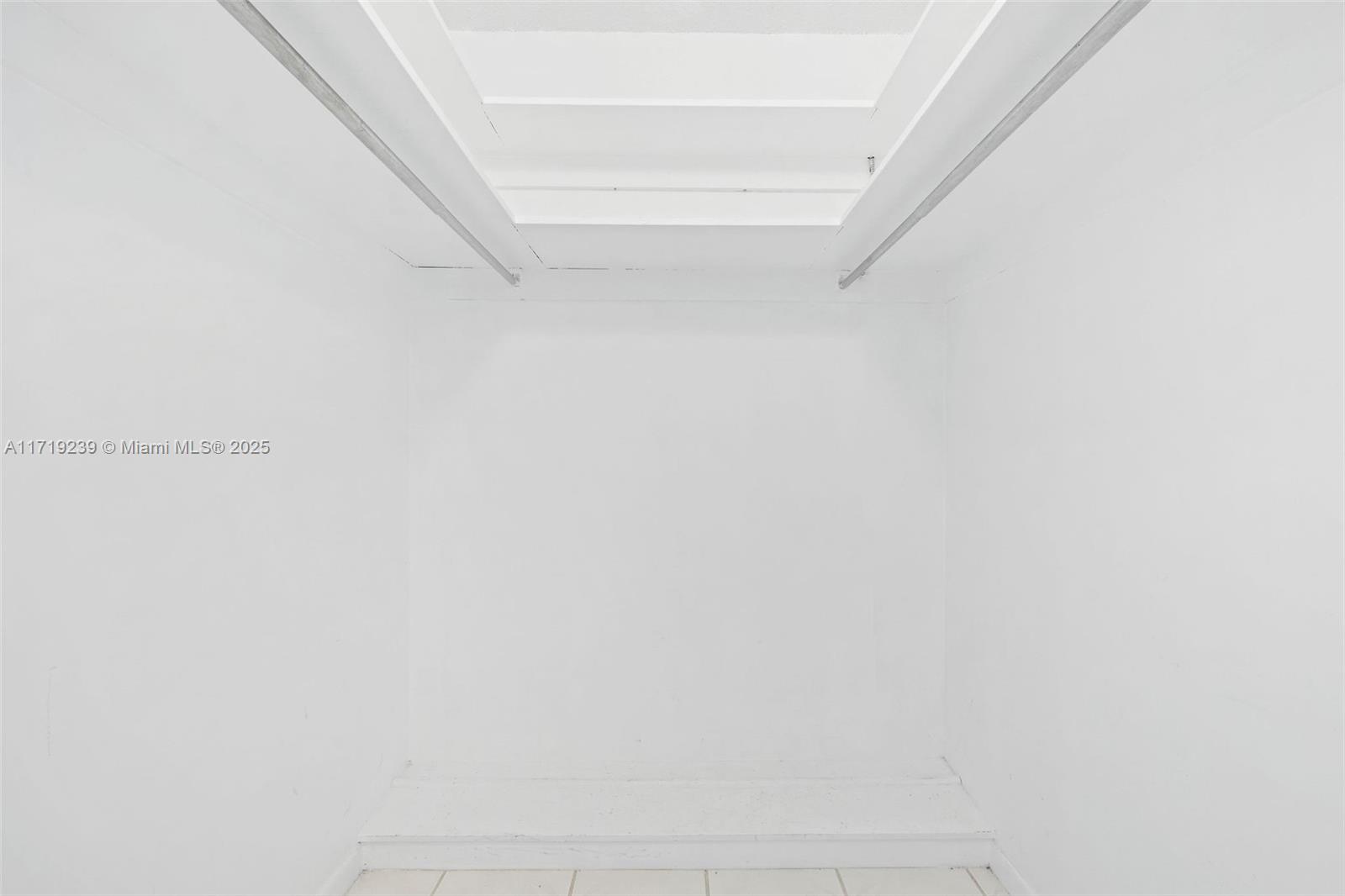 4650 Washington St 504 Property Photo 20