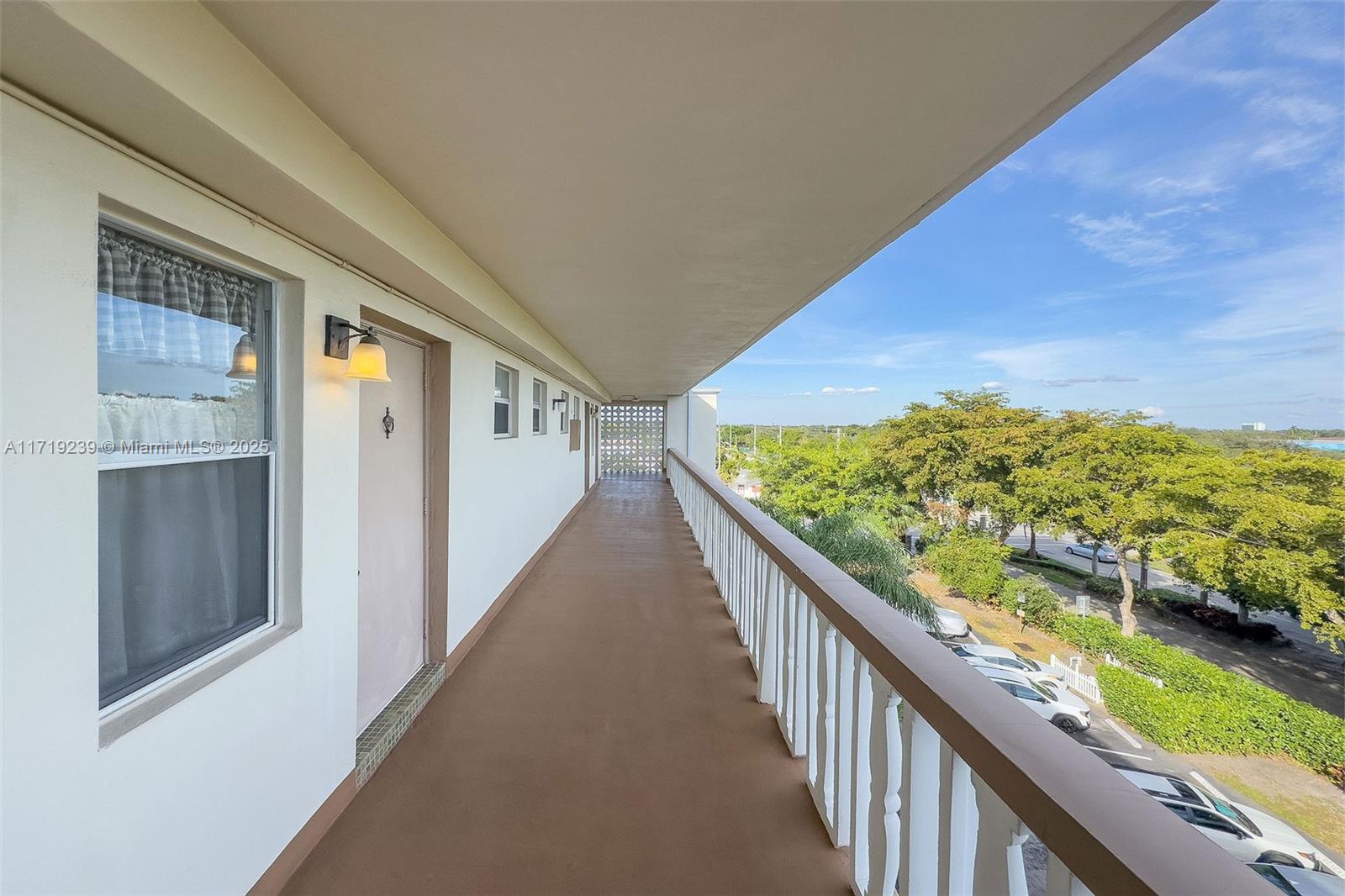 4650 Washington St 504 Property Photo 33