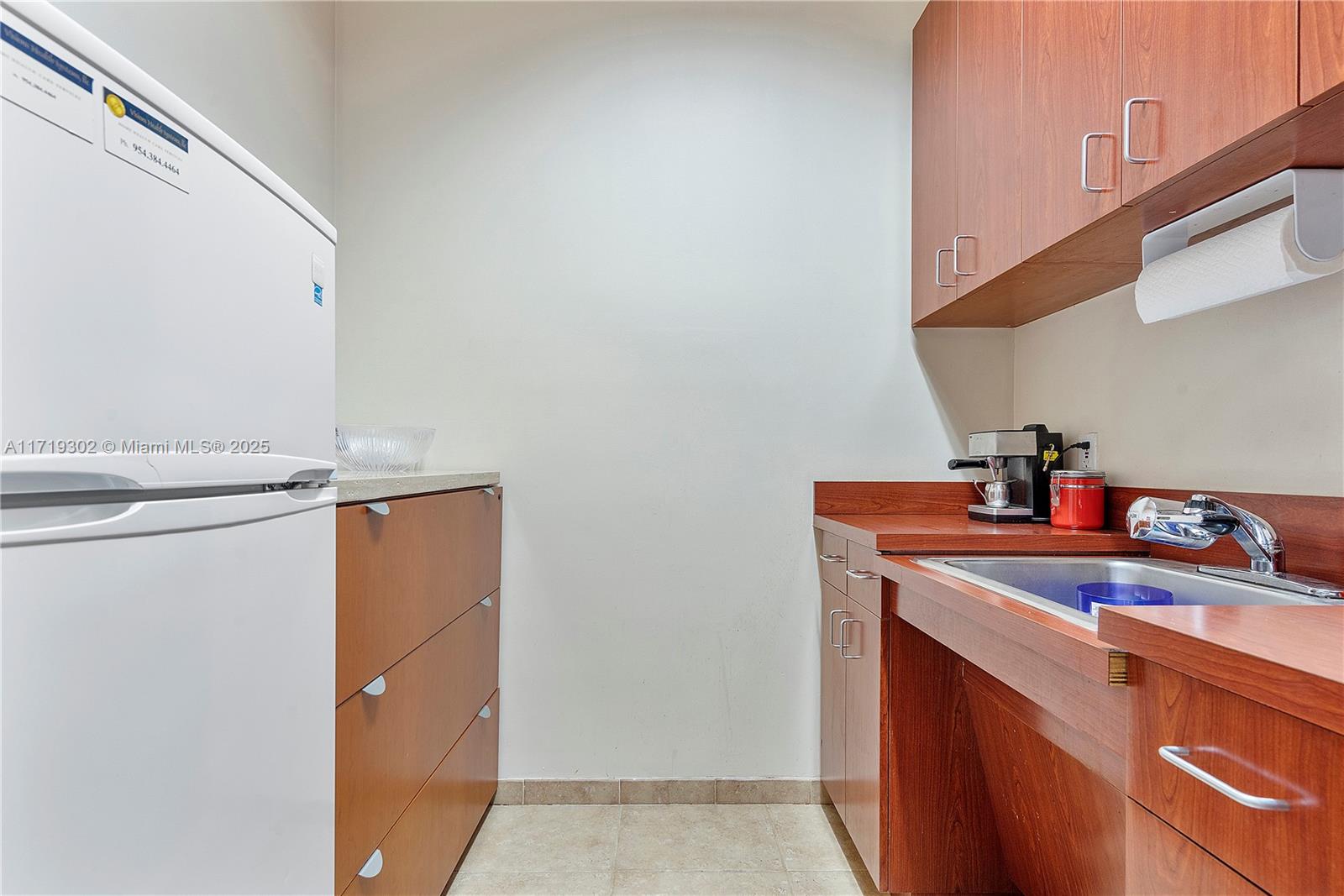 2883 Executive Park Dr 200 Property Photo 13