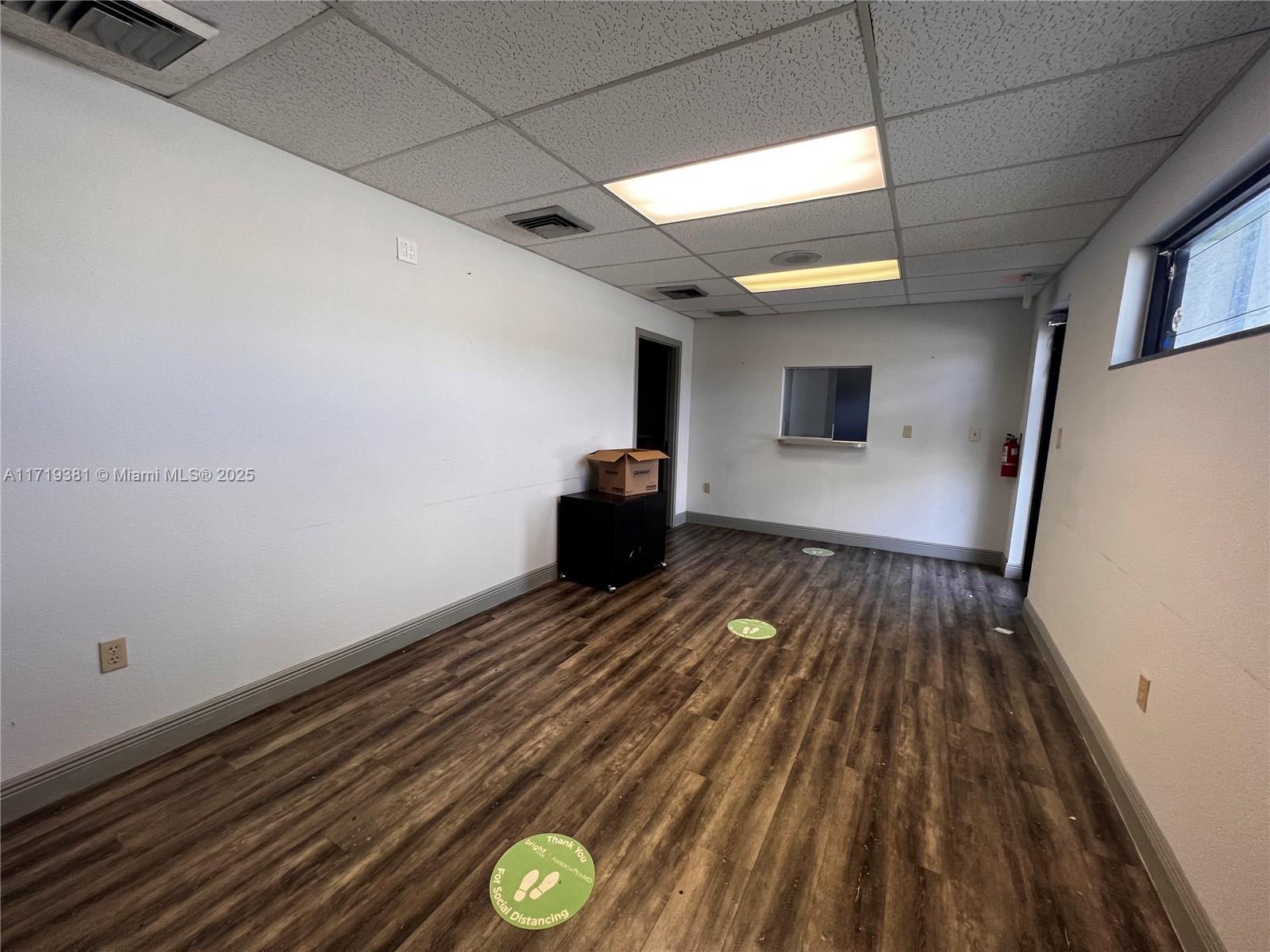 4614 Hollywood Blvd Property Photo 3