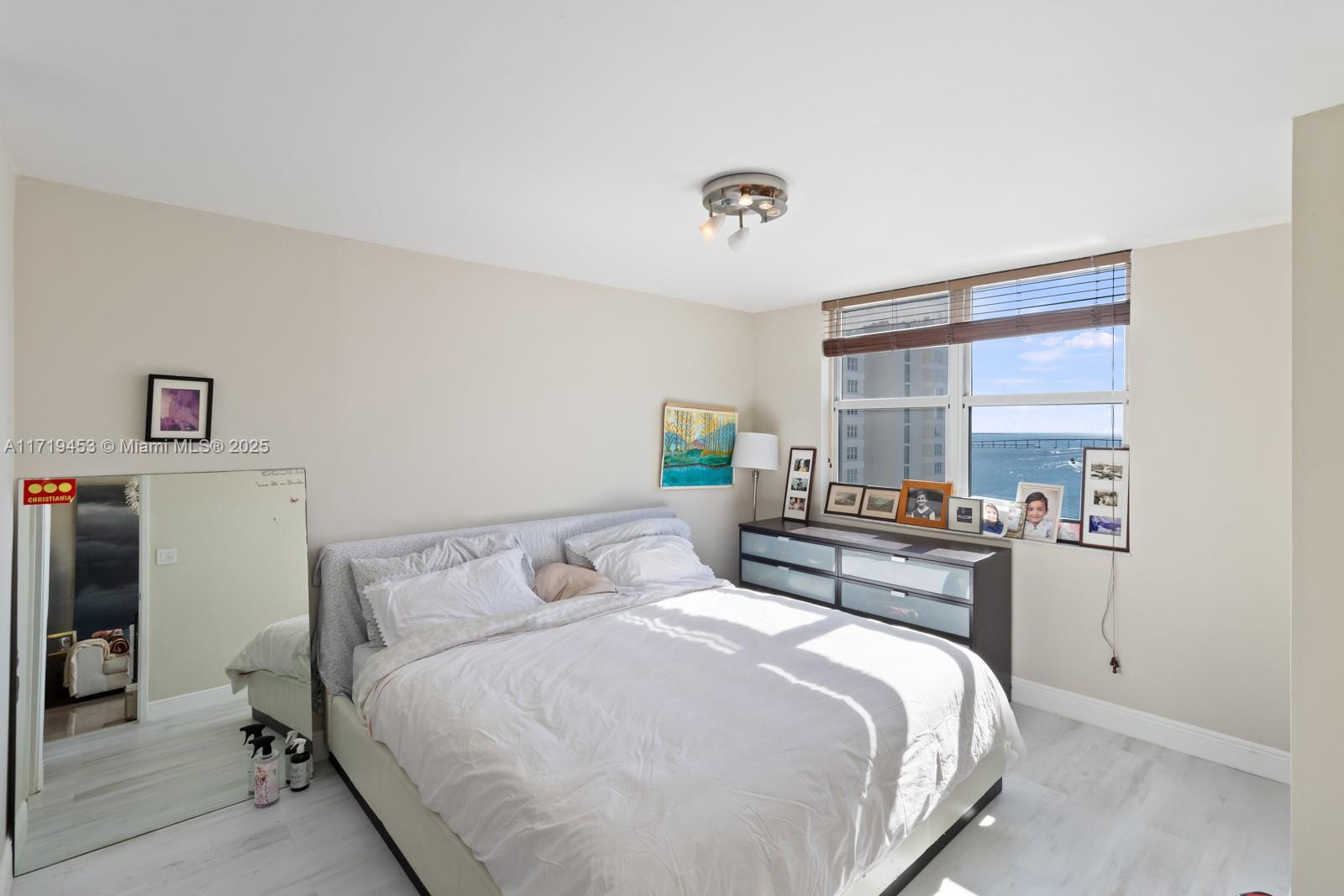 770 Claughton Island Dr 2104 Property Photo 12