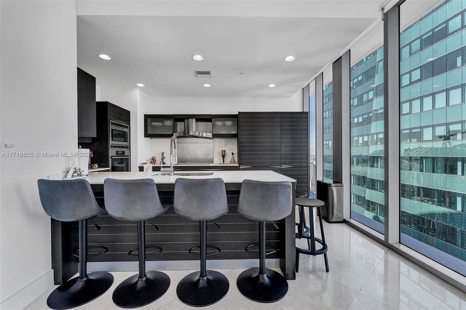 200 Biscayne Boulevard Way 5001 Property Photo 7