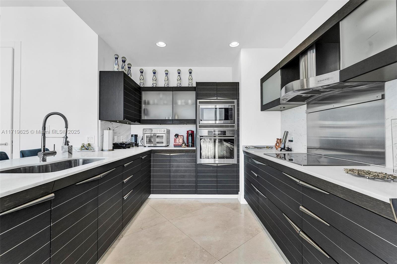 200 Biscayne Boulevard Way 5001 Property Photo 8