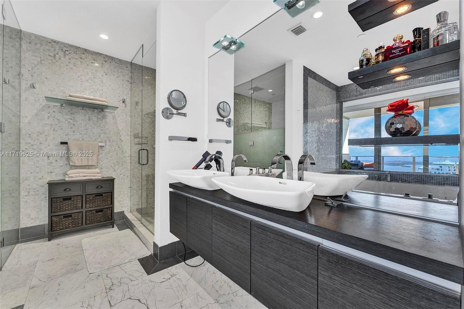 200 Biscayne Boulevard Way 5001 Property Photo 12