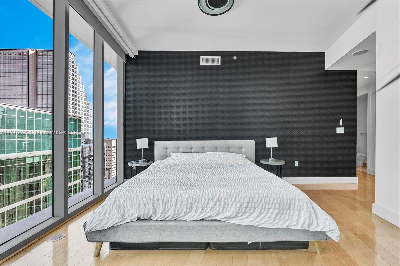 200 Biscayne Boulevard Way 5001 Property Photo 18