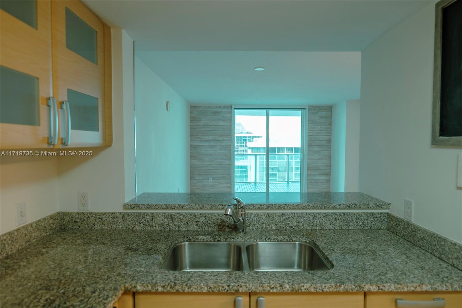 2101 Brickell Ave 2103 Property Photo 11