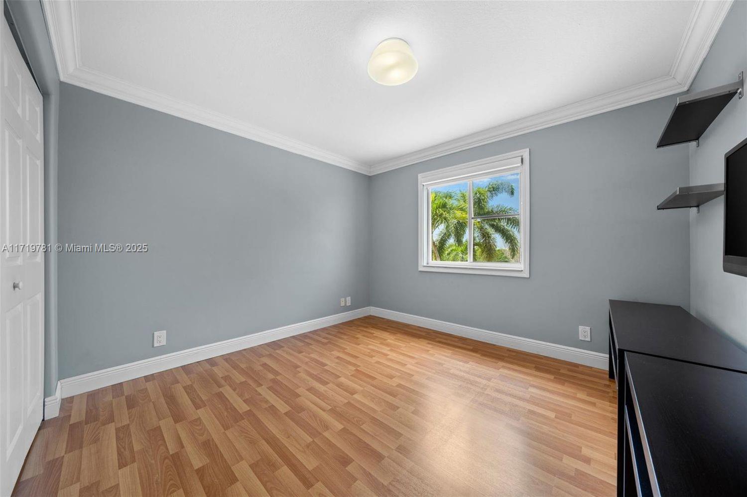 930 Lavender Cir Property Photo 16