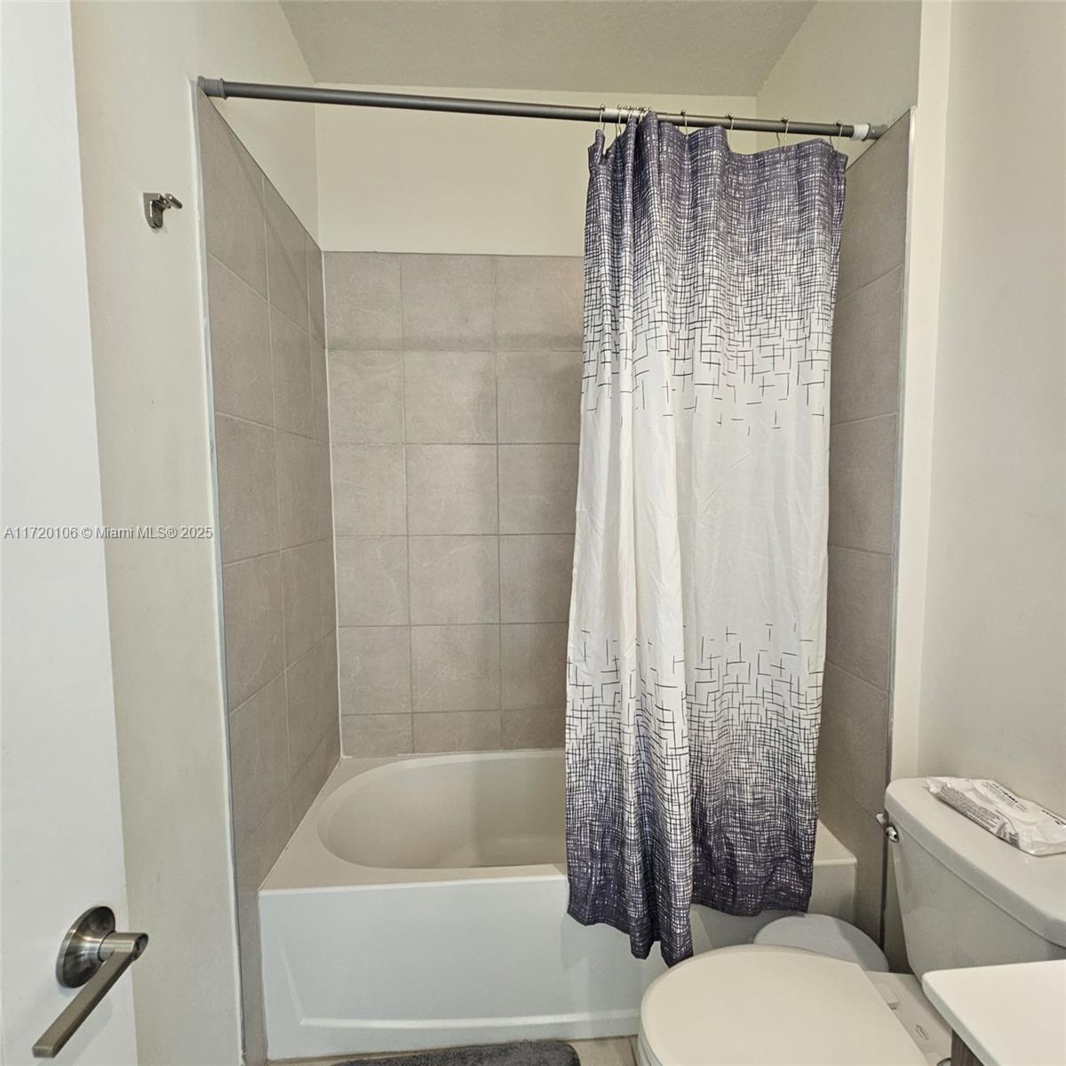 4636 Nw 84th Ave 39 Property Photo 24