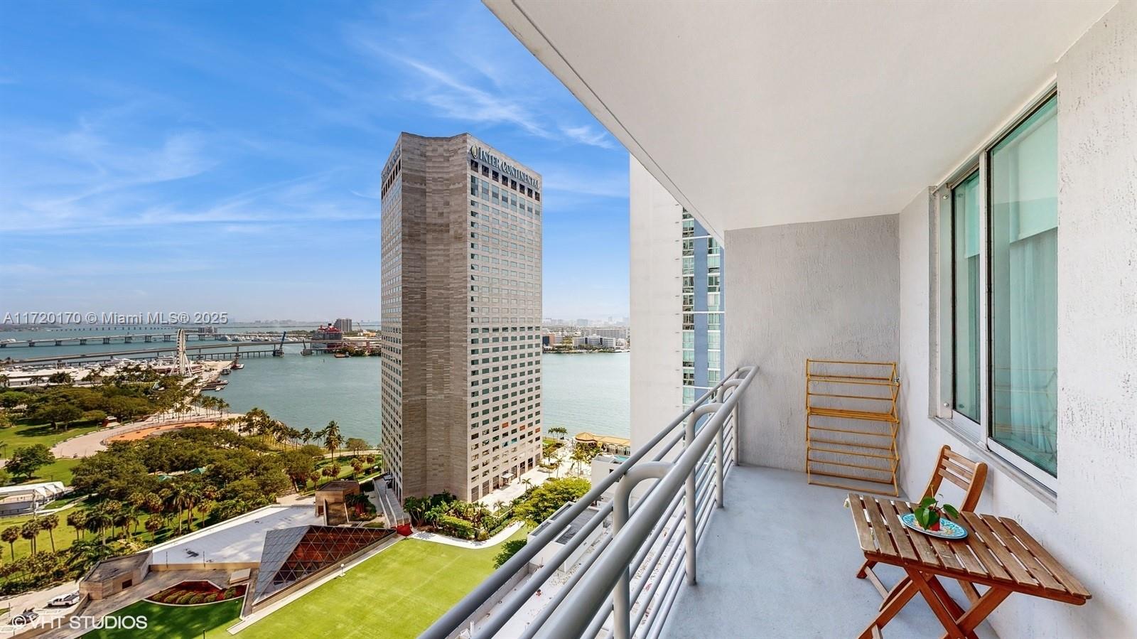 325 S Biscayne Blvd 2316 Property Photo 4