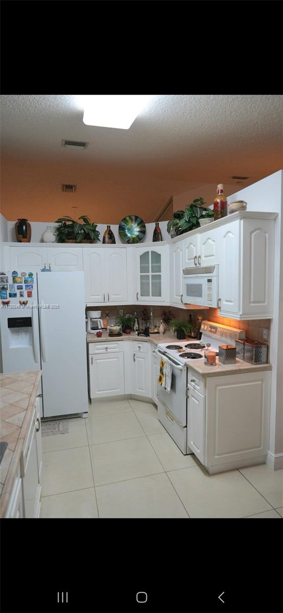 16817 Sw 90 St Property Photo 7