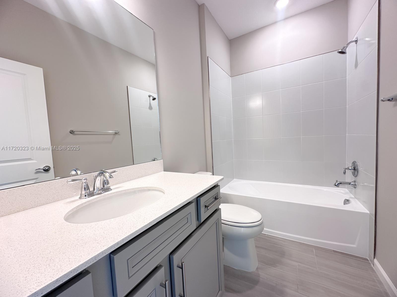 4545 Nautilus Cir Property Photo 15
