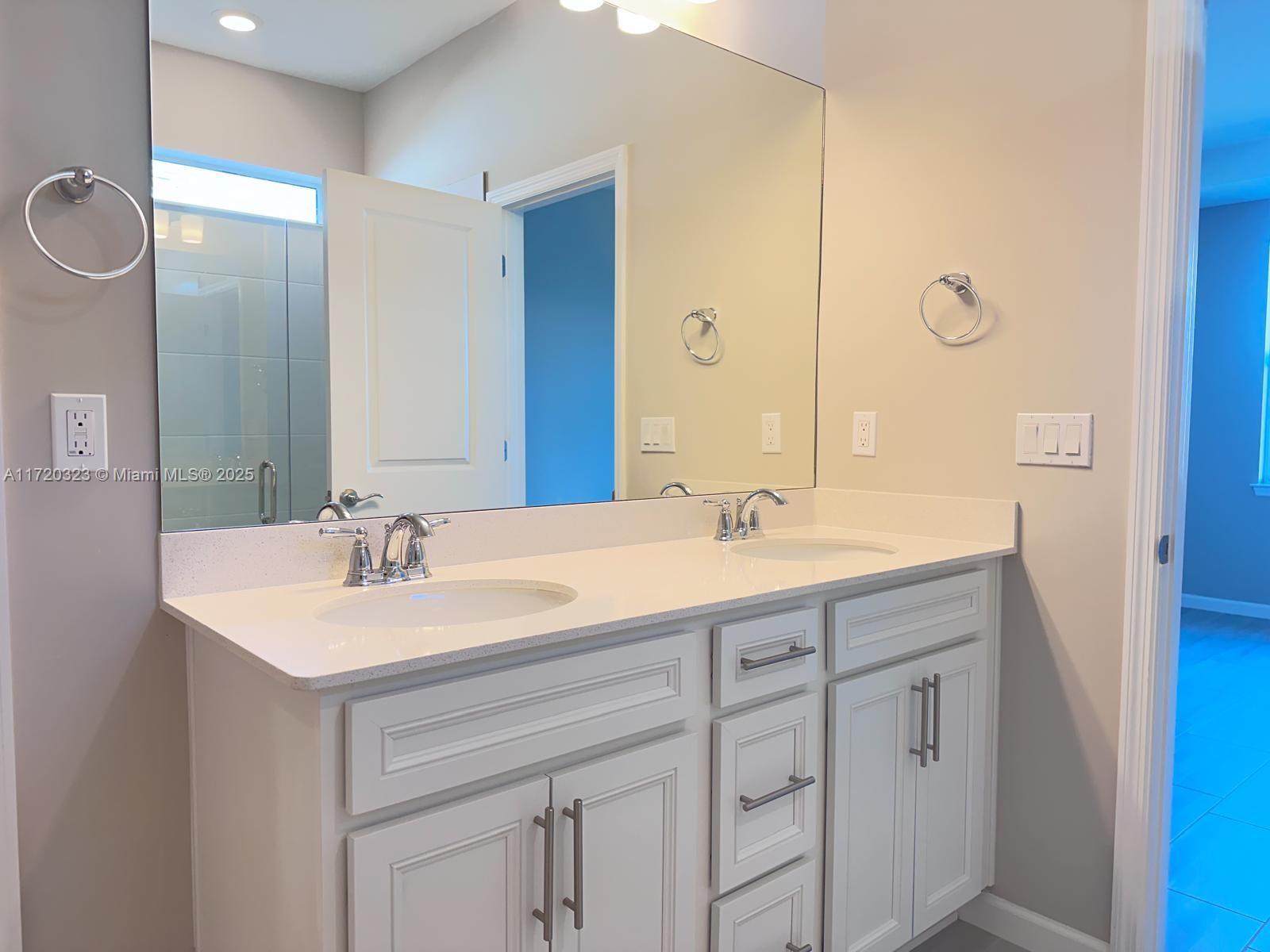 4545 Nautilus Cir Property Photo 18