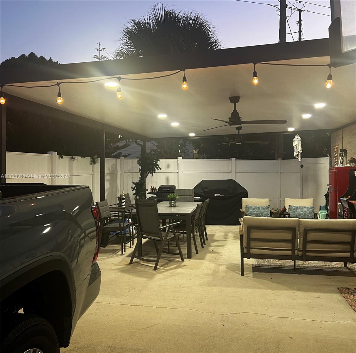 8564 Sw 15th Ct Property Photo 15