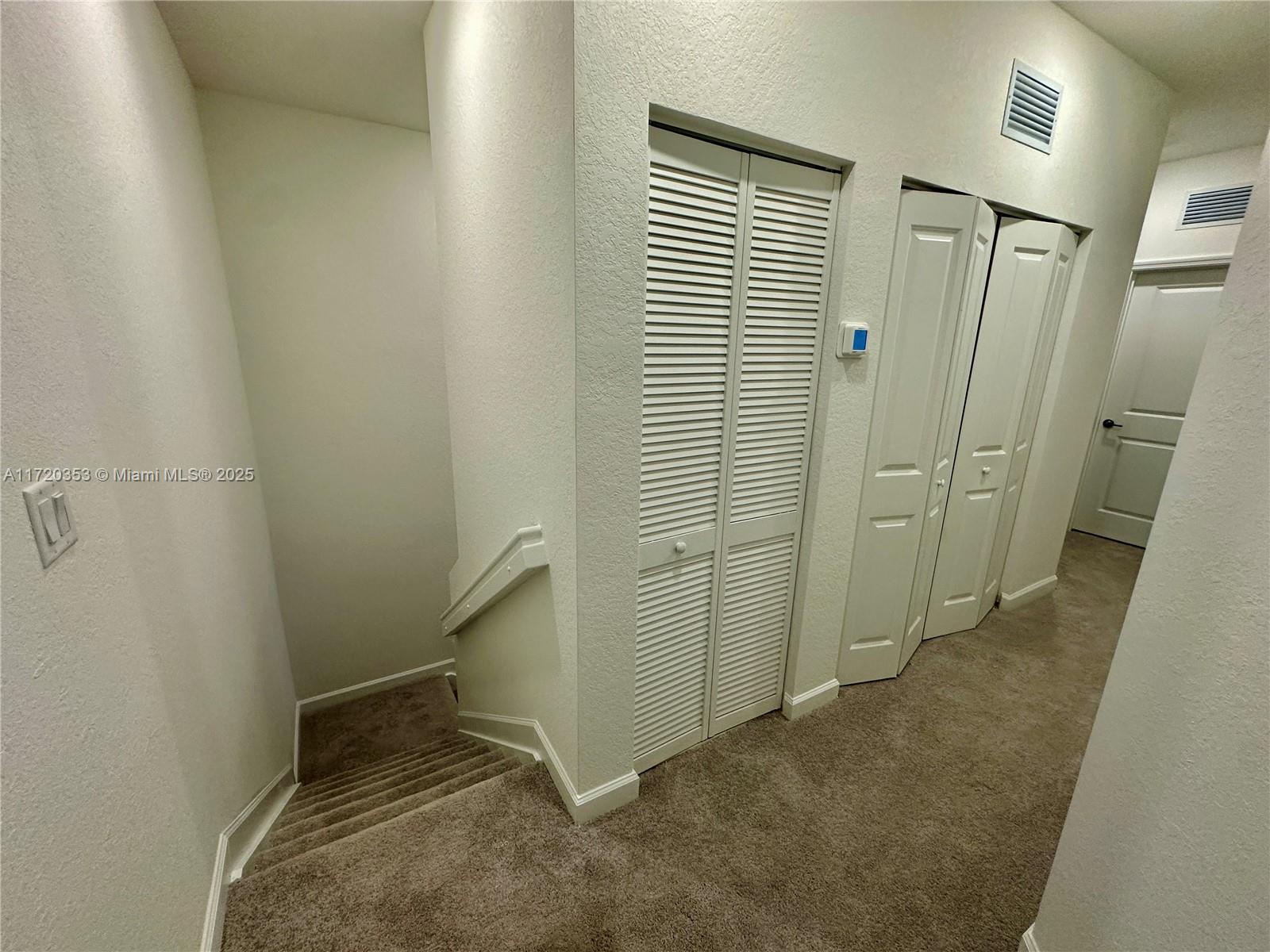 2867 Se 25th Ter . Property Photo 32