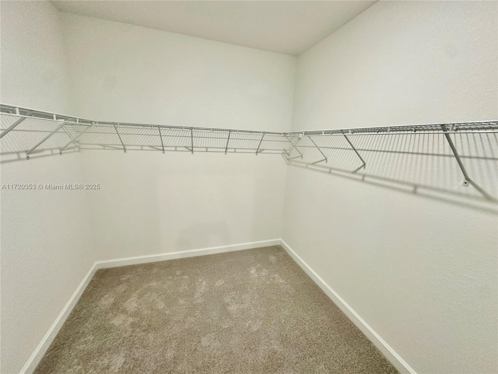 2867 Se 25th Ter . Property Photo 35