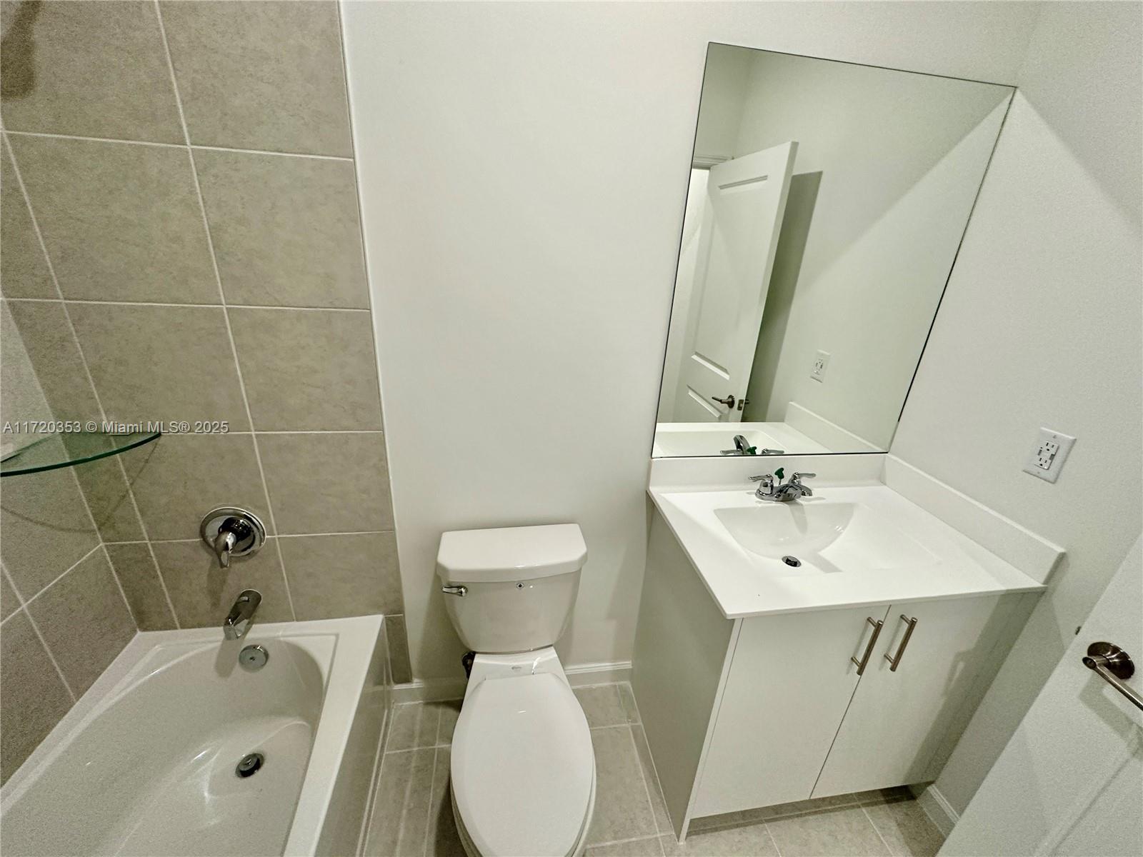 2867 Se 25th Ter . Property Photo 45