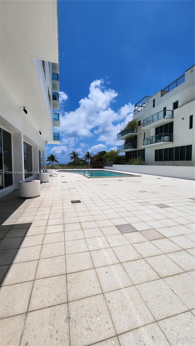 9511 Collins Ave 606 Property Photo 18
