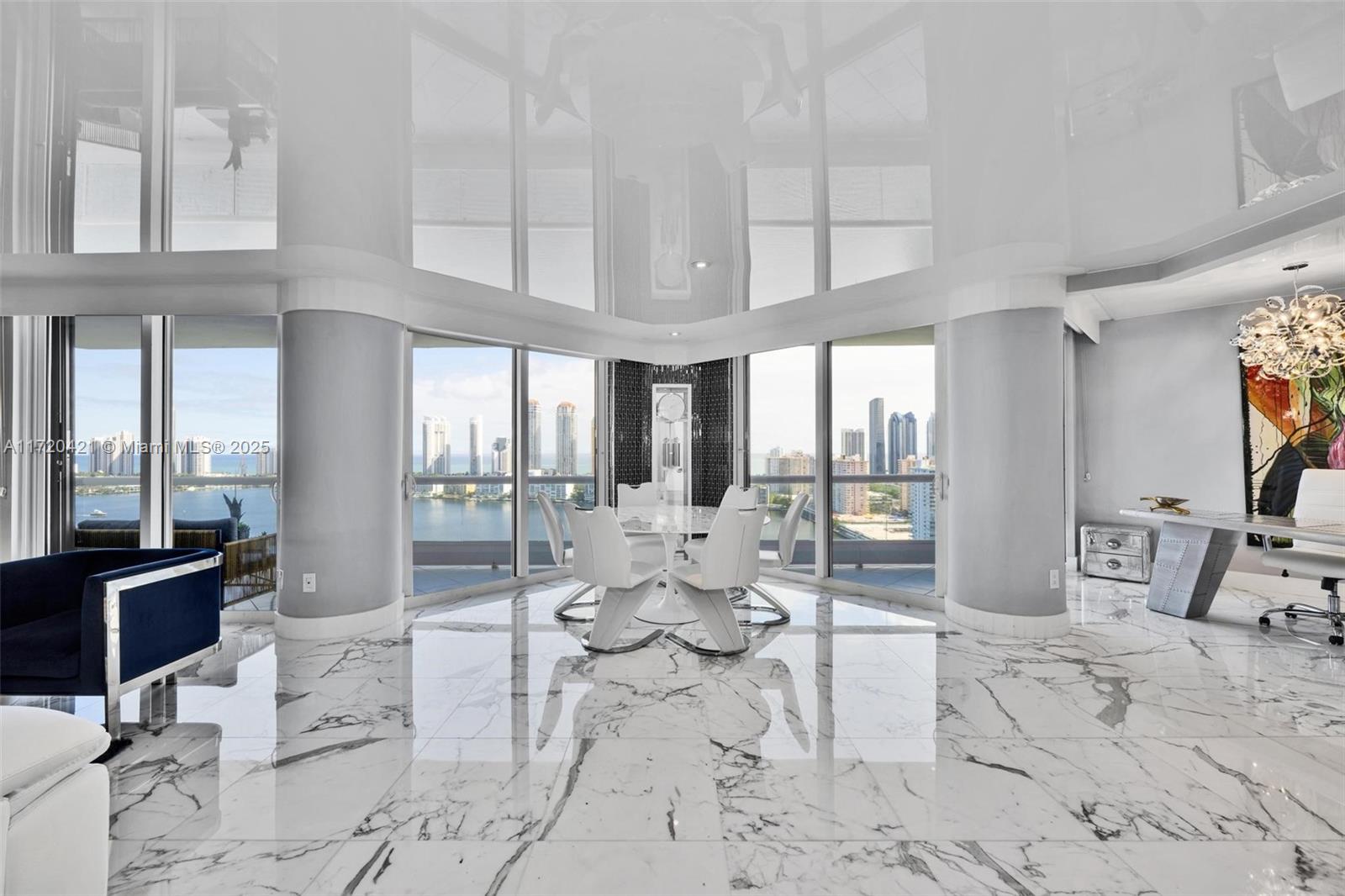 2600 Island Blvd 2603 Property Photo