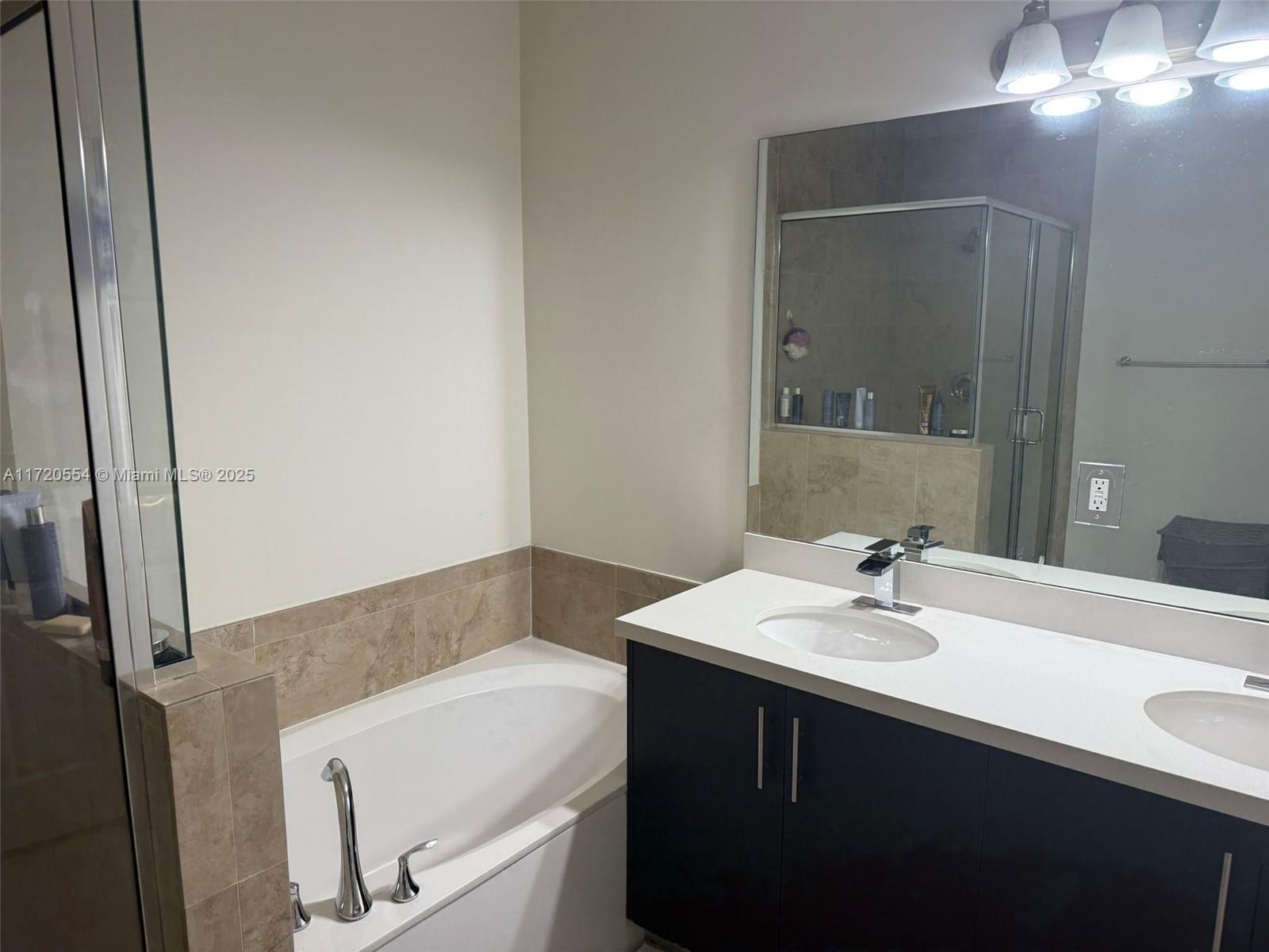 10281 Nw 70th Ln 10281 Property Photo 9