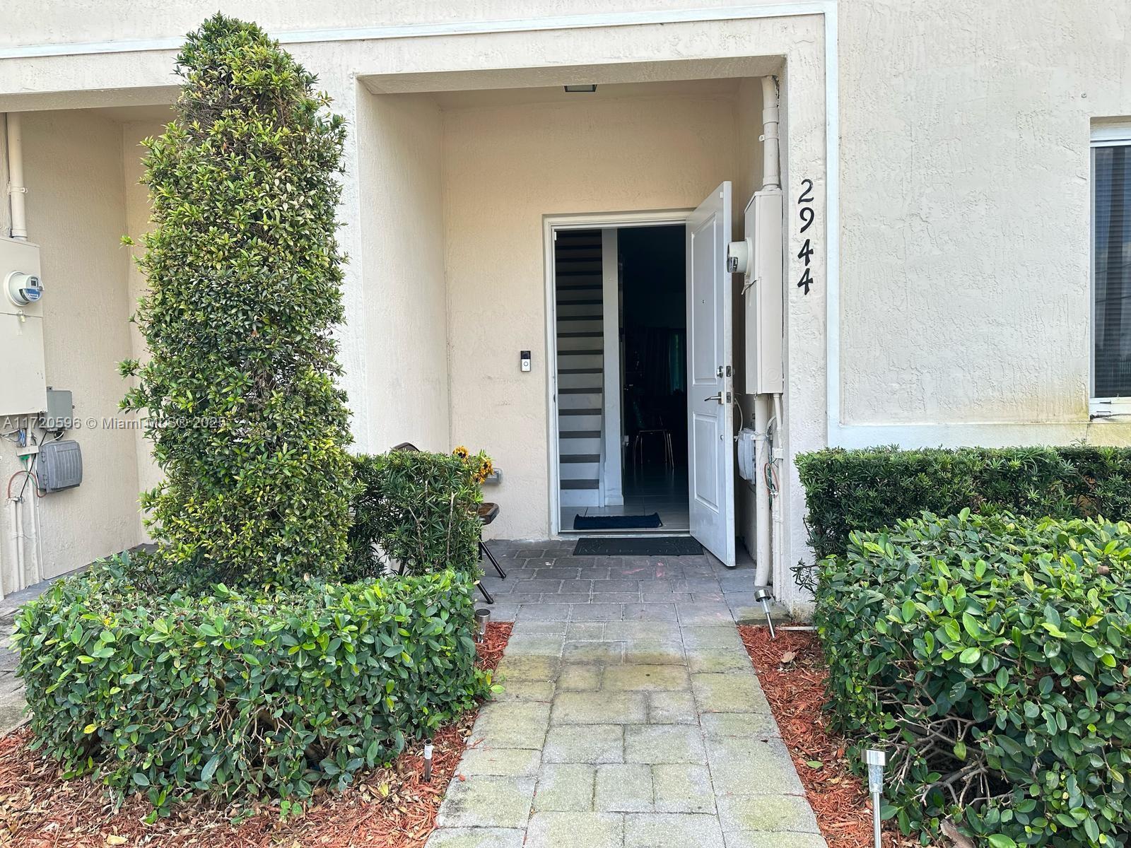 2944 Nw 180th St Property Photo