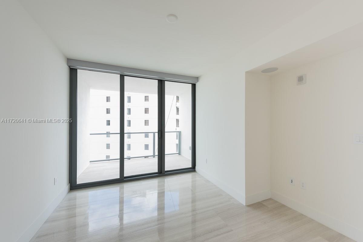 1451 Brickell Ave 2103 Property Photo 9