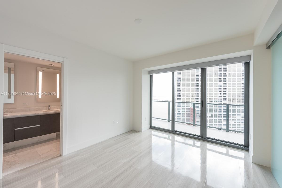 1451 Brickell Ave 2103 Property Photo 14