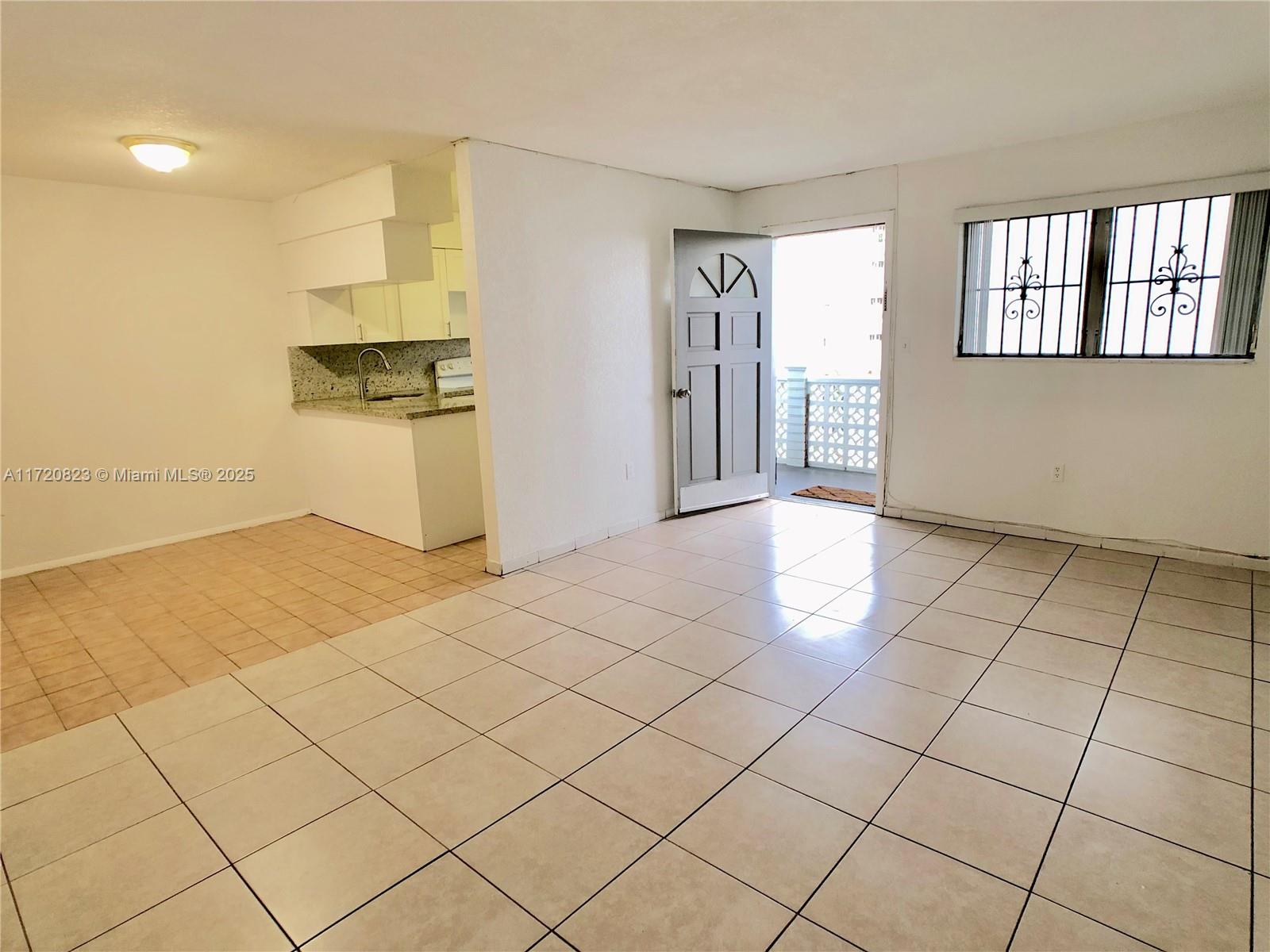 1620 West Ave 603 Property Photo 2