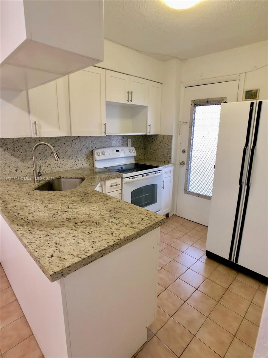 1620 West Ave 603 Property Photo 5