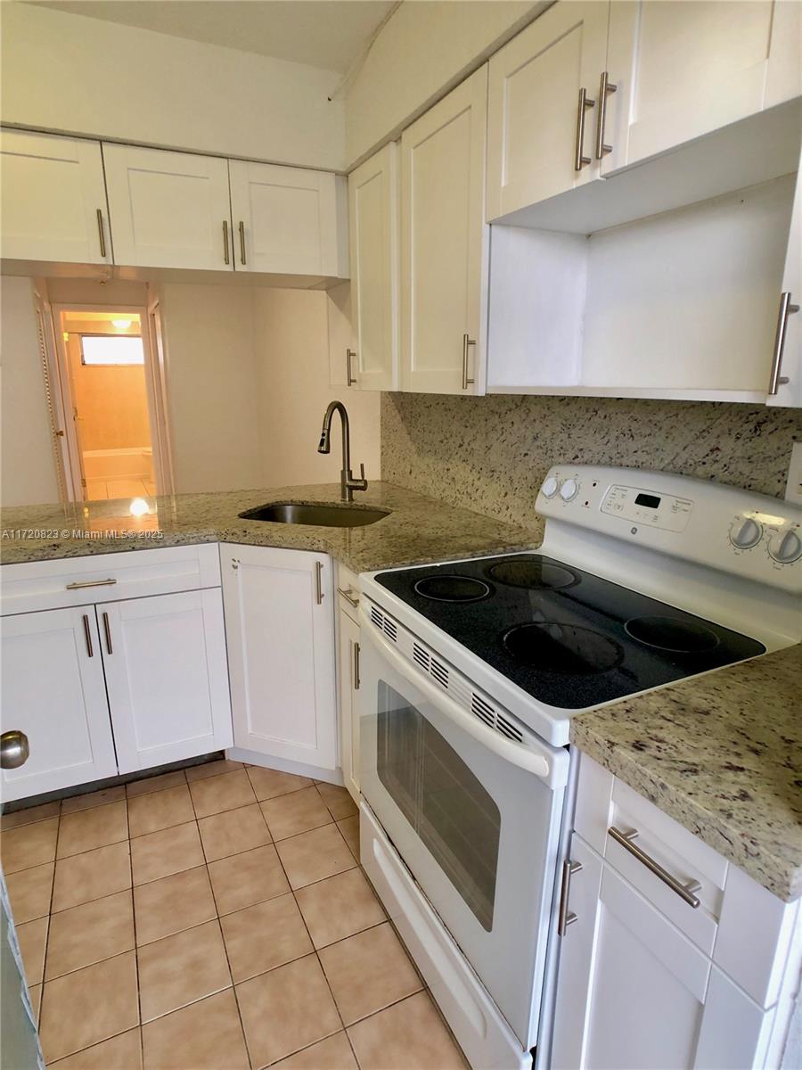 1620 West Ave 603 Property Photo 6