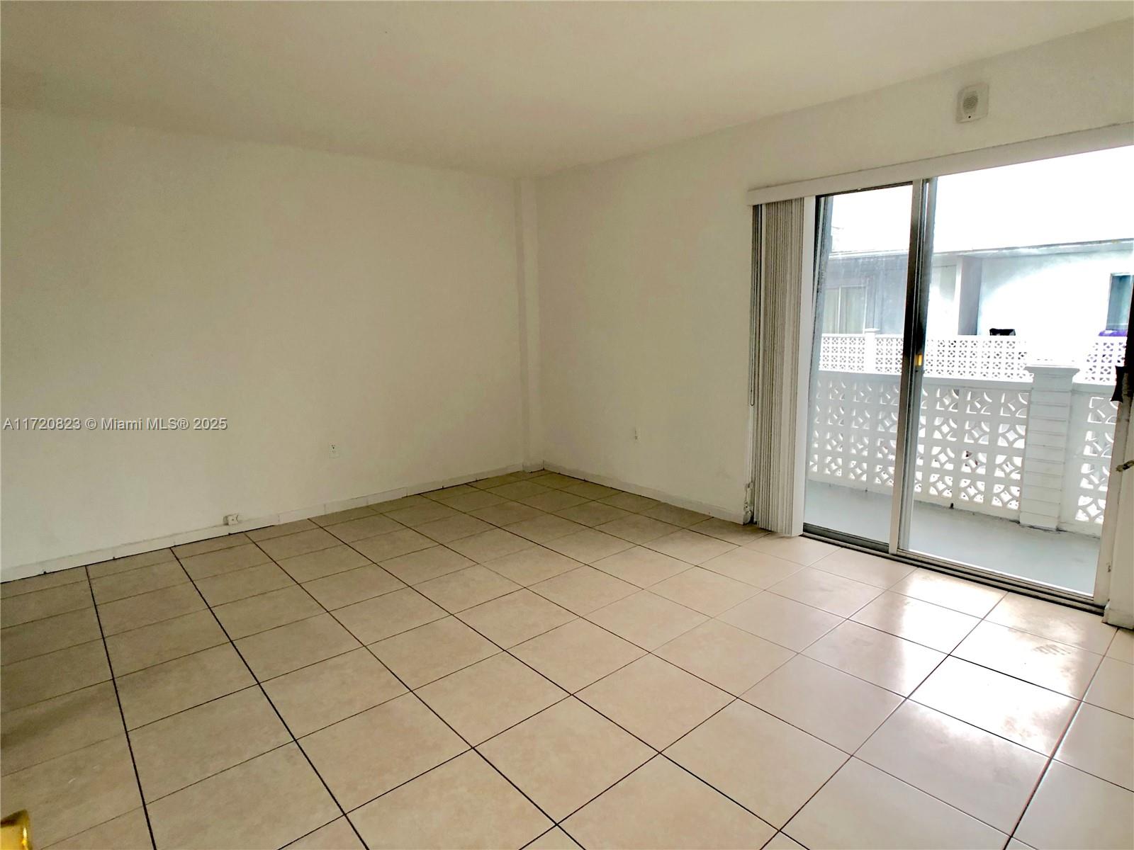 1620 West Ave 603 Property Photo 8