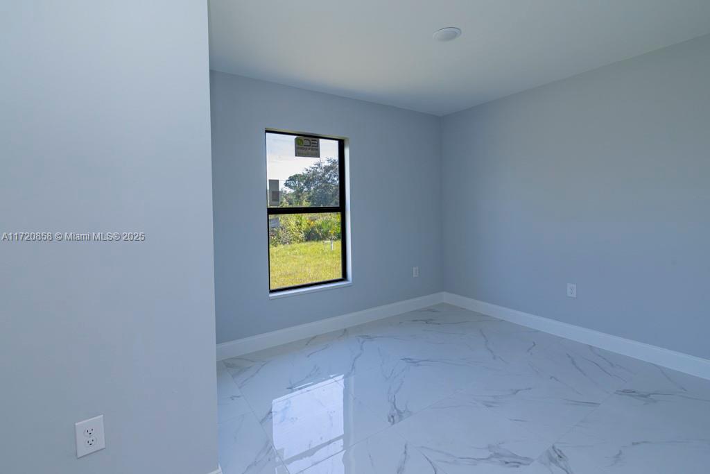1302 Hibiscus Ave Property Photo 29
