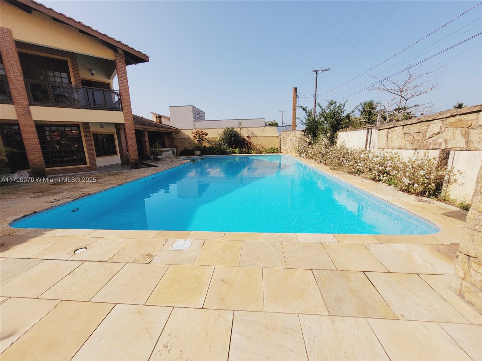 432 Rua Antonio Baena Fernandes-jd. Gradesp - Itanhaem Property Photo