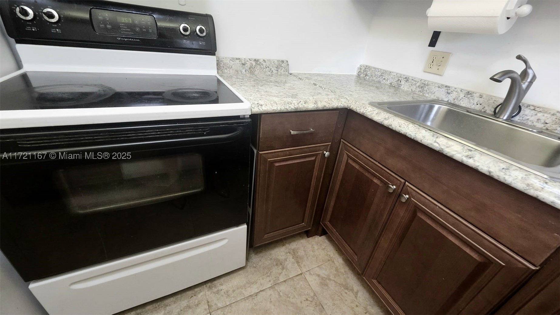 564 Durham T 564 Property Photo 10