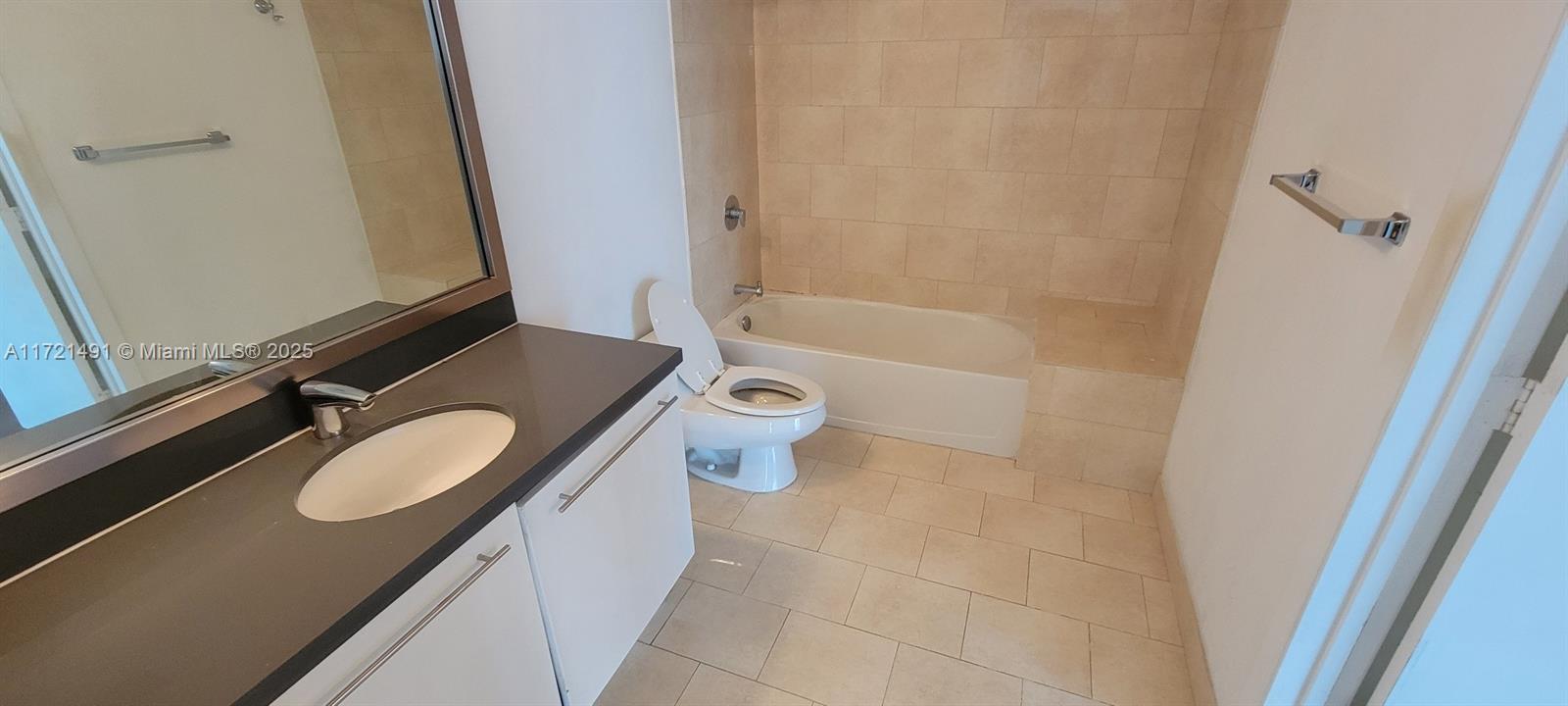 90 Sw 3rd St 1805 Property Photo 5