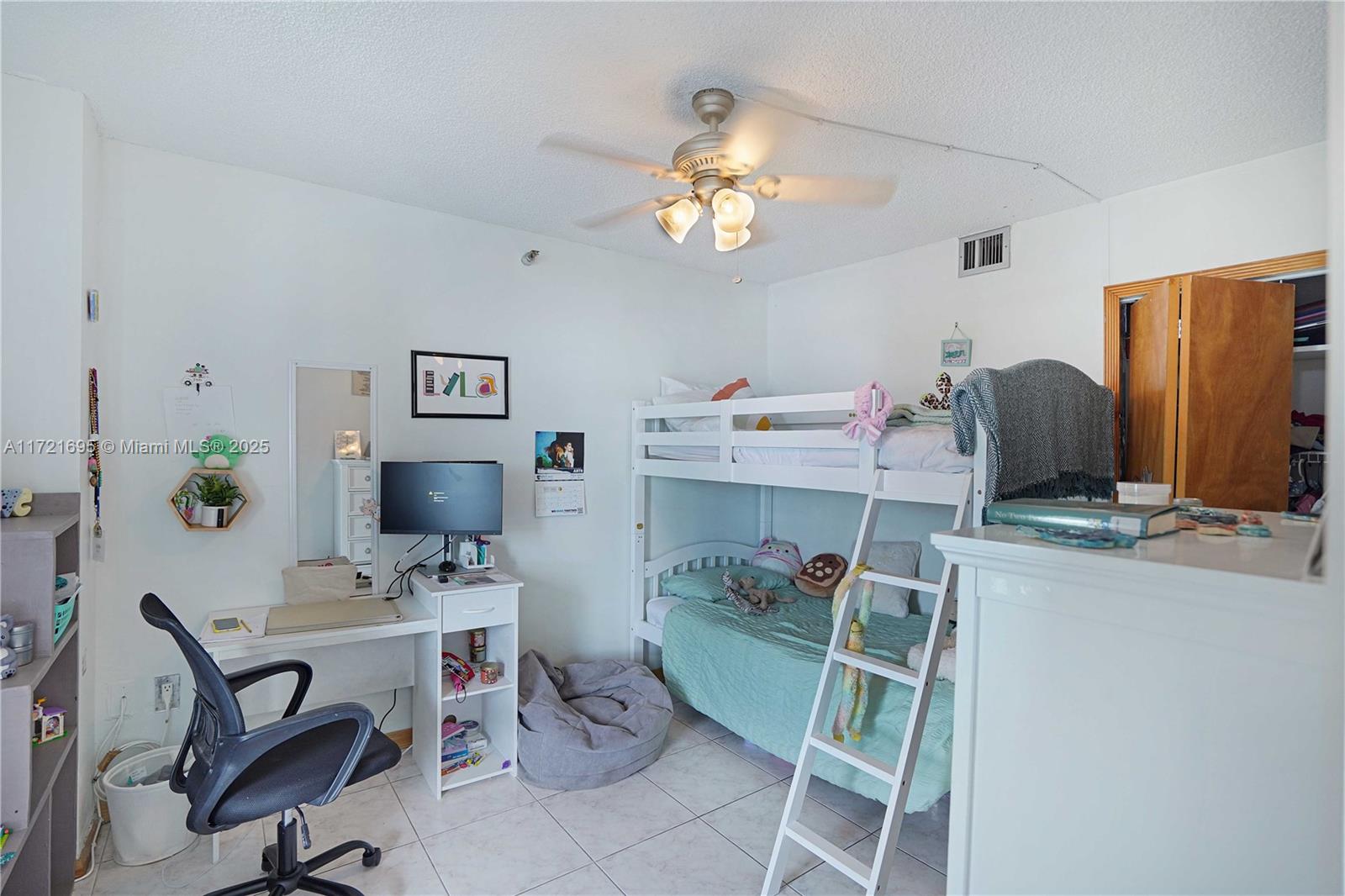 20505 E Country Club Dr 437 Property Photo 11