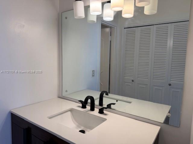 9381 E Bay Harbor Dr 401n Property Photo 29