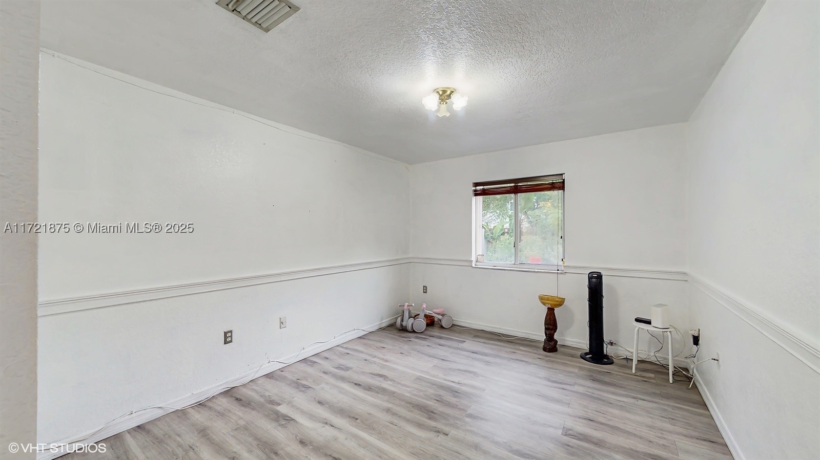 5323 Nw 109th Ct Property Photo 9