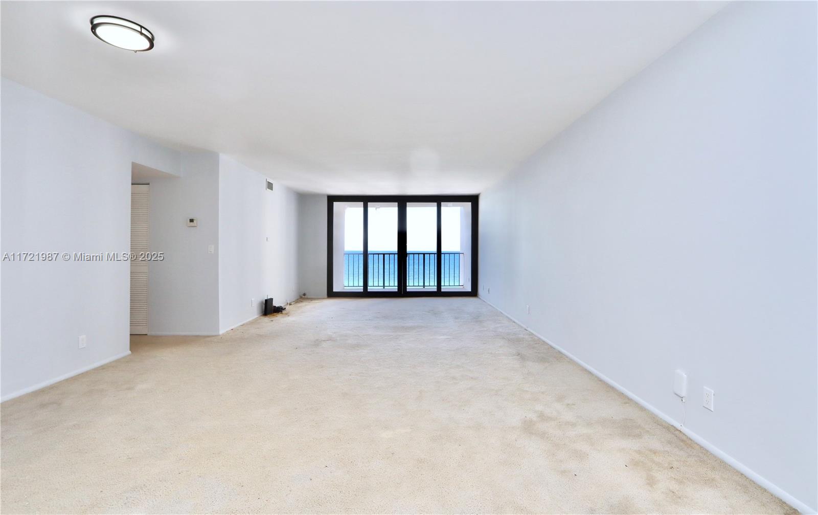 2401 S Ocean Dr 1003 Property Photo 13