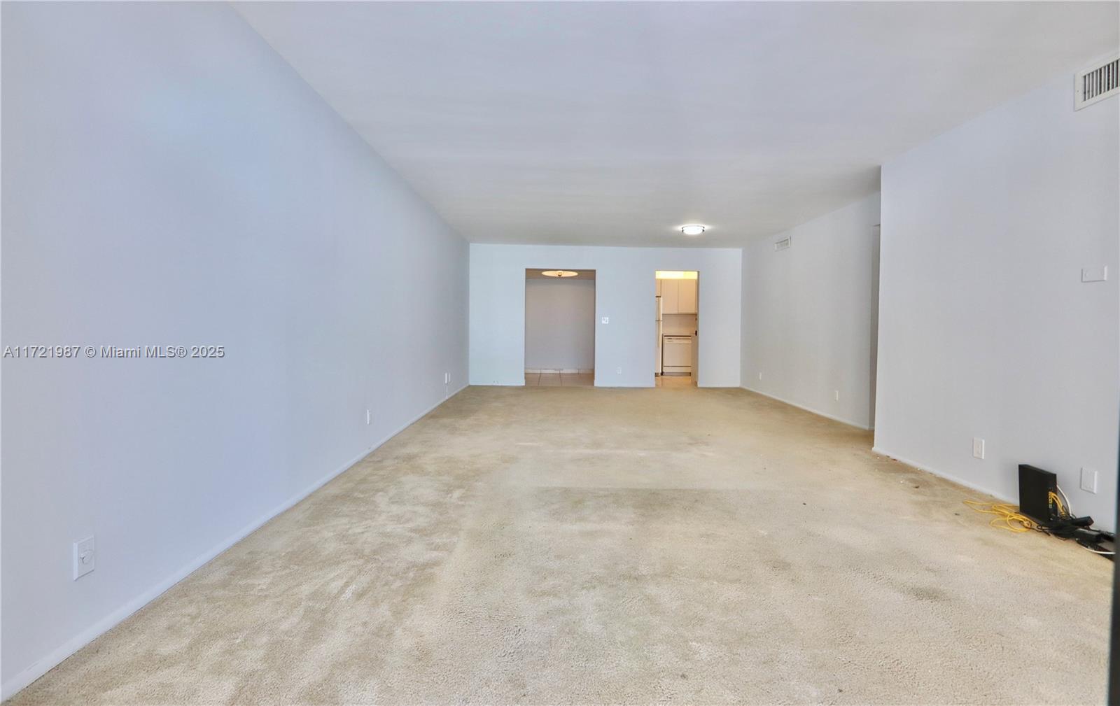 2401 S Ocean Dr 1003 Property Photo 14