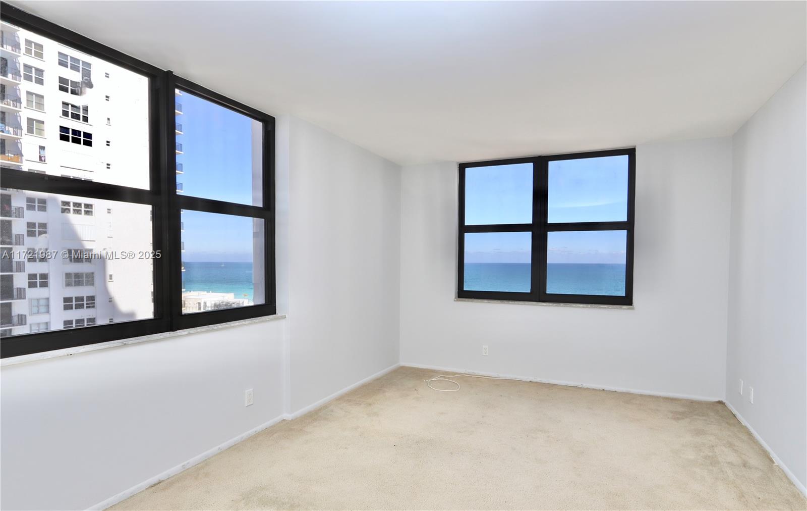 2401 S Ocean Dr 1003 Property Photo 19