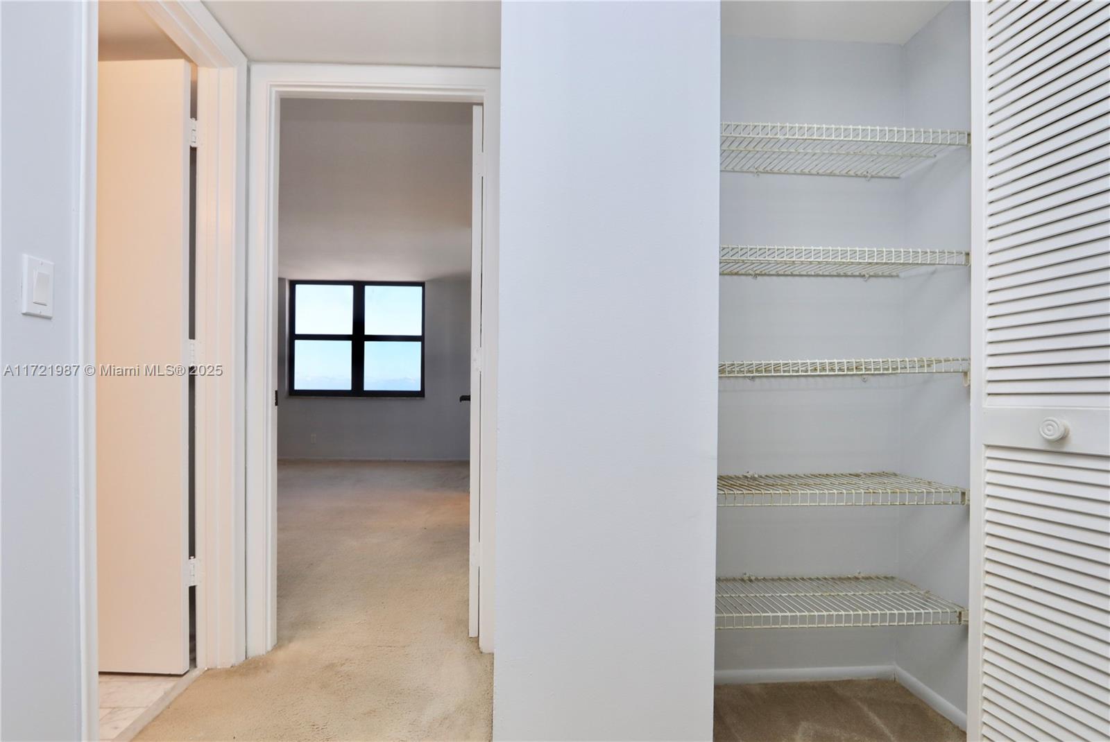 2401 S Ocean Dr 1003 Property Photo 31