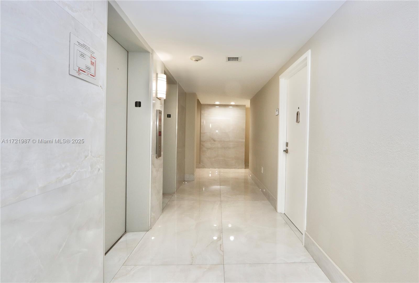 2401 S Ocean Dr 1003 Property Photo 34