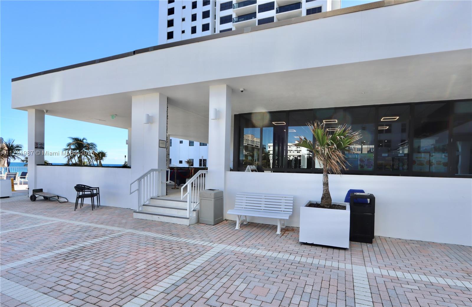 2401 S Ocean Dr 1003 Property Photo 41
