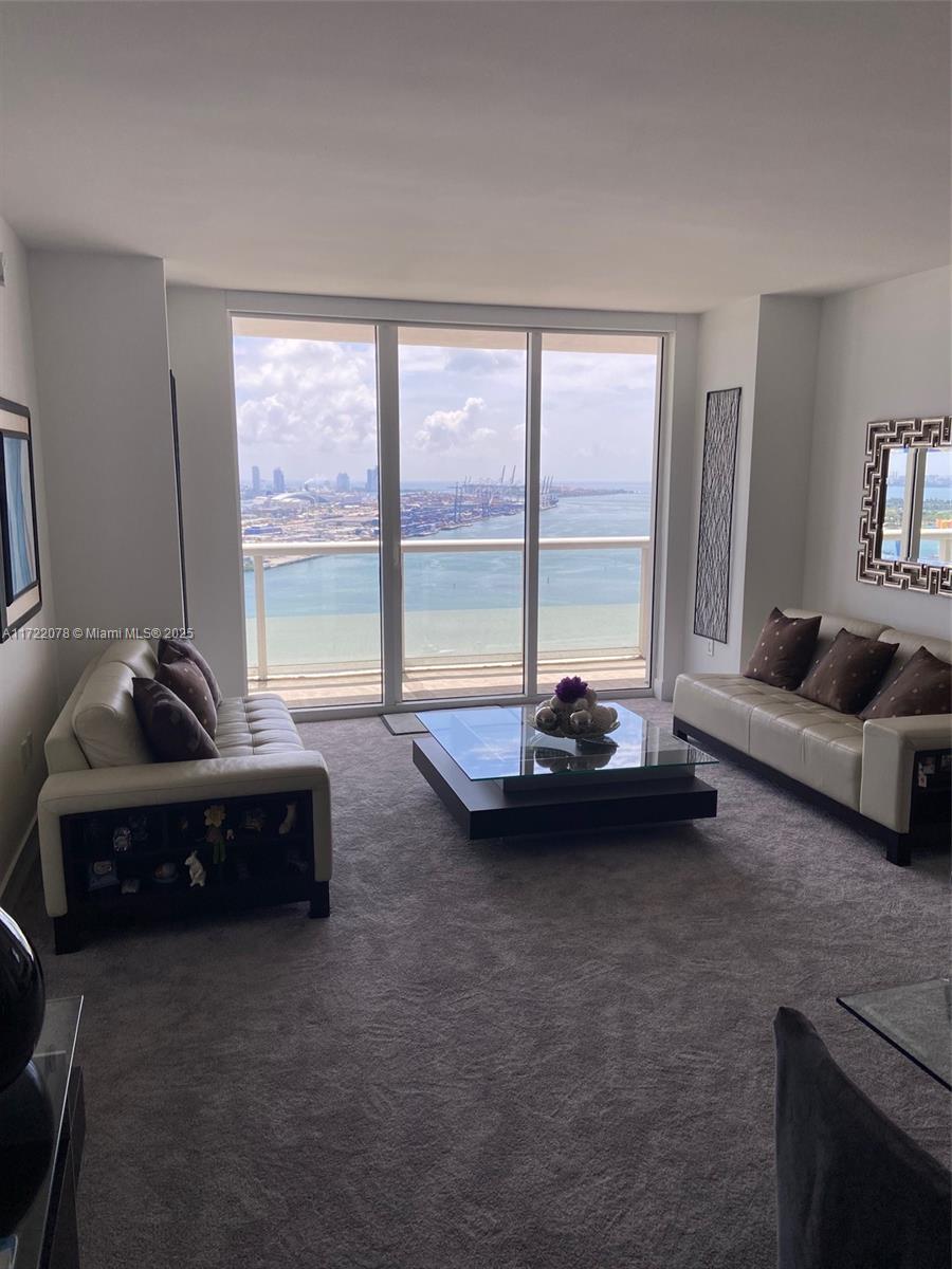 50 Biscayne Blvd 2906 Property Photo 2